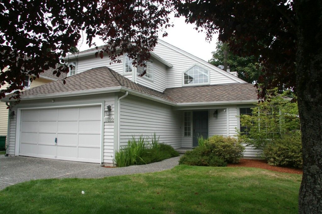 Property Photo:  11822 NE 167th St  WA 98011 