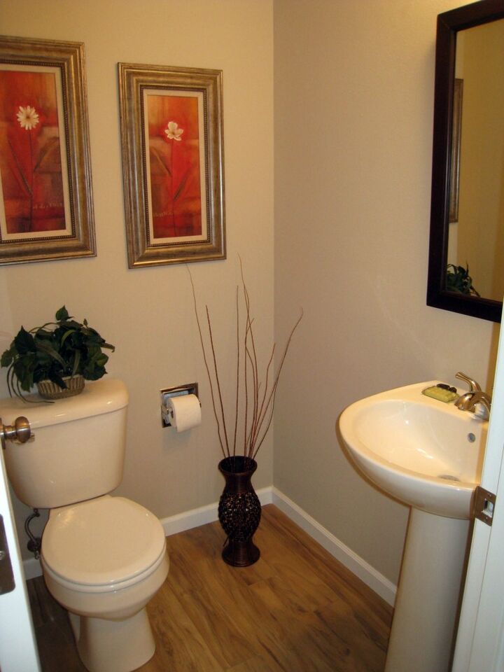 Property Photo:  6312 Fleming St B  WA 98203 