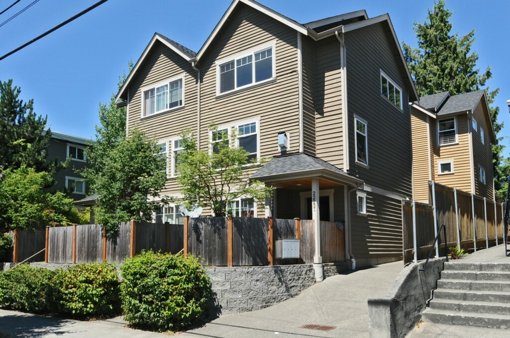 Property Photo:  2220 NW 59th St A  WA 98107 