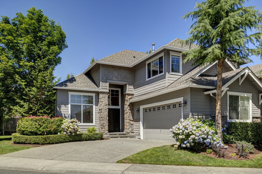 Property Photo: 3521 211th Place SE WA 98075