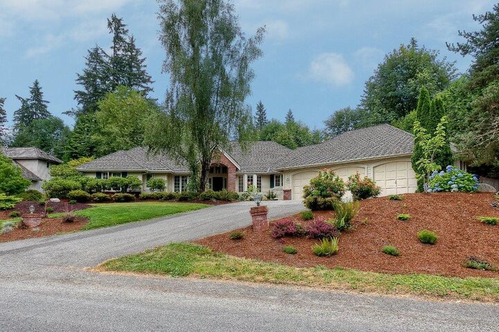 26101 NE 27th Dr  Redmond WA 98053 photo