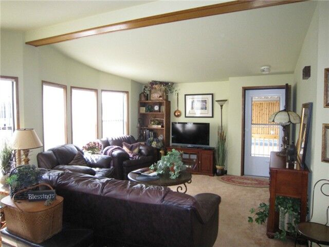 Property Photo: 1402 22nd St NE 551 WA 98002