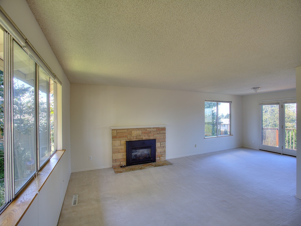 Property Photo:  1116 Bridgeview Dr  WA 98406 