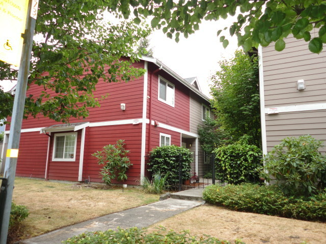 Property Photo: 4656 N Pearl St 3 WA 98407