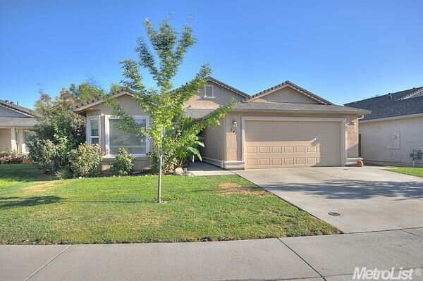 Property Photo: 241 Lion Heart Ct CA 95673
