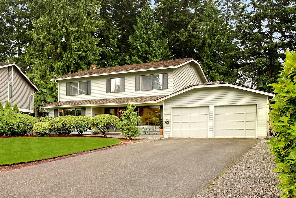 Property Photo:  6218 142nd St SW  WA 98026 