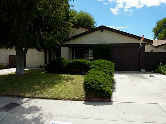 Property Photo: 8921 Calliandra Road CA 92126