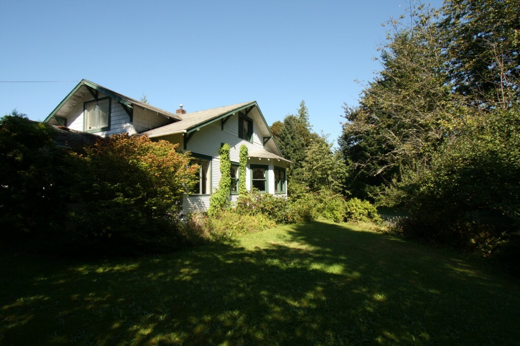 Property Photo:  37804 SE 80th St  WA 98065 