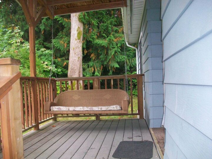 Property Photo:  4718 Bayview Lane  WA 98203 