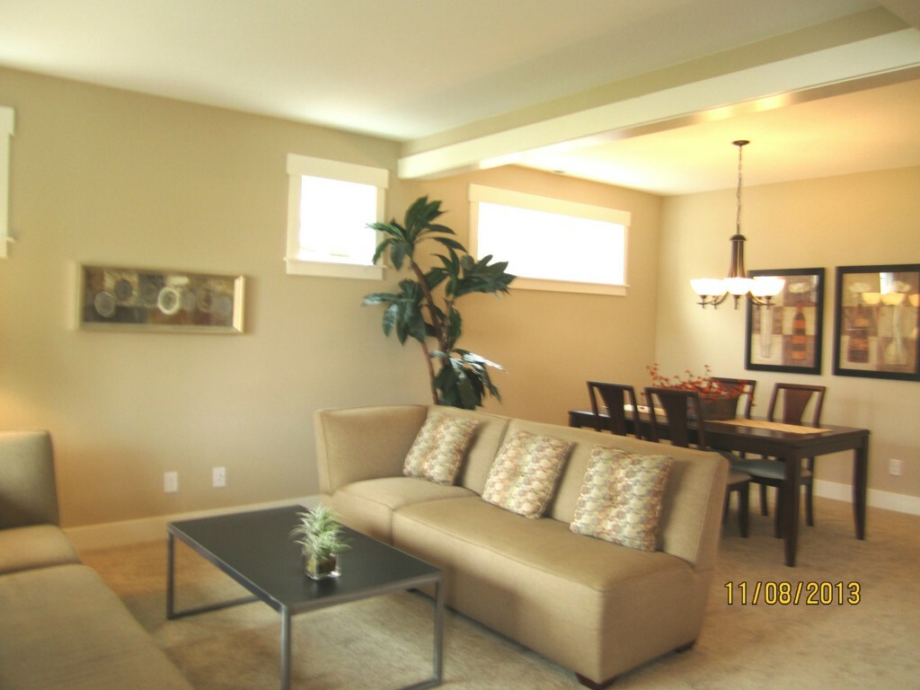 Property Photo: 5017 NE 8th St WA 98059
