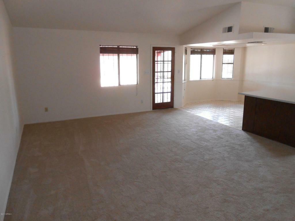 Property Photo:  910 N Somerset Circle  AZ 85205 