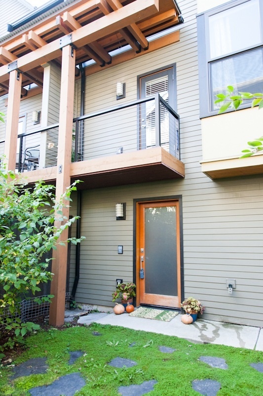 Property Photo:  3638 Palatine Ave N B  WA 98103 