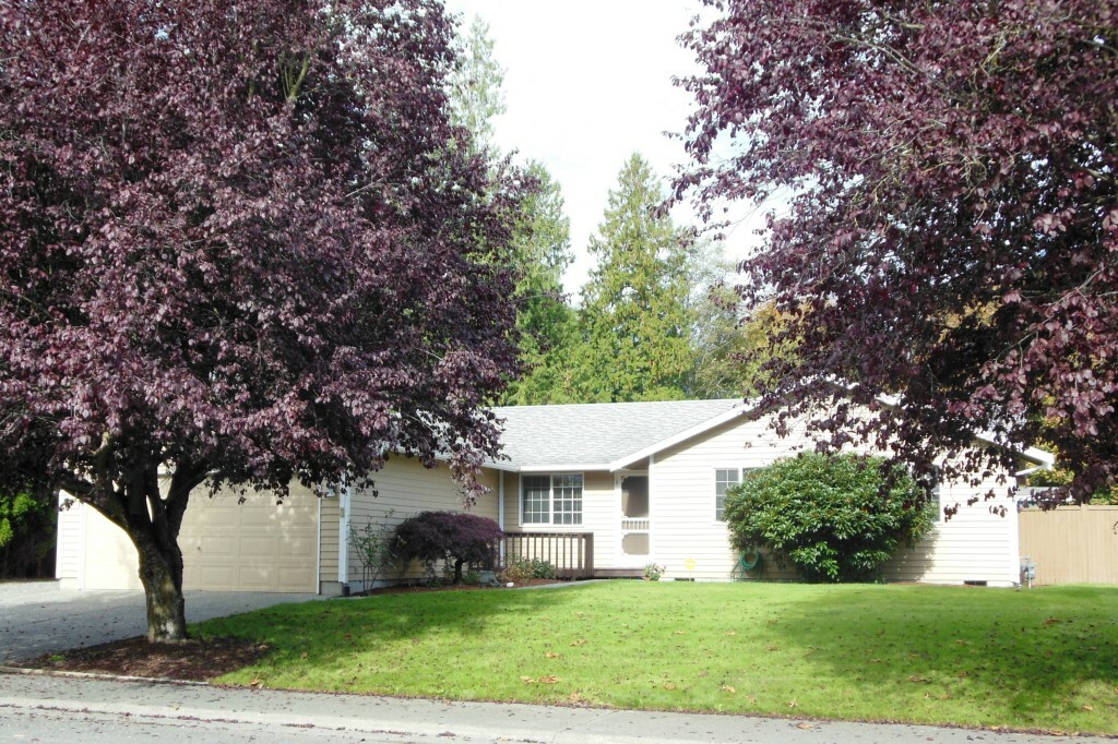 Property Photo:  608 Cedar Tree Dr  WA 98284 