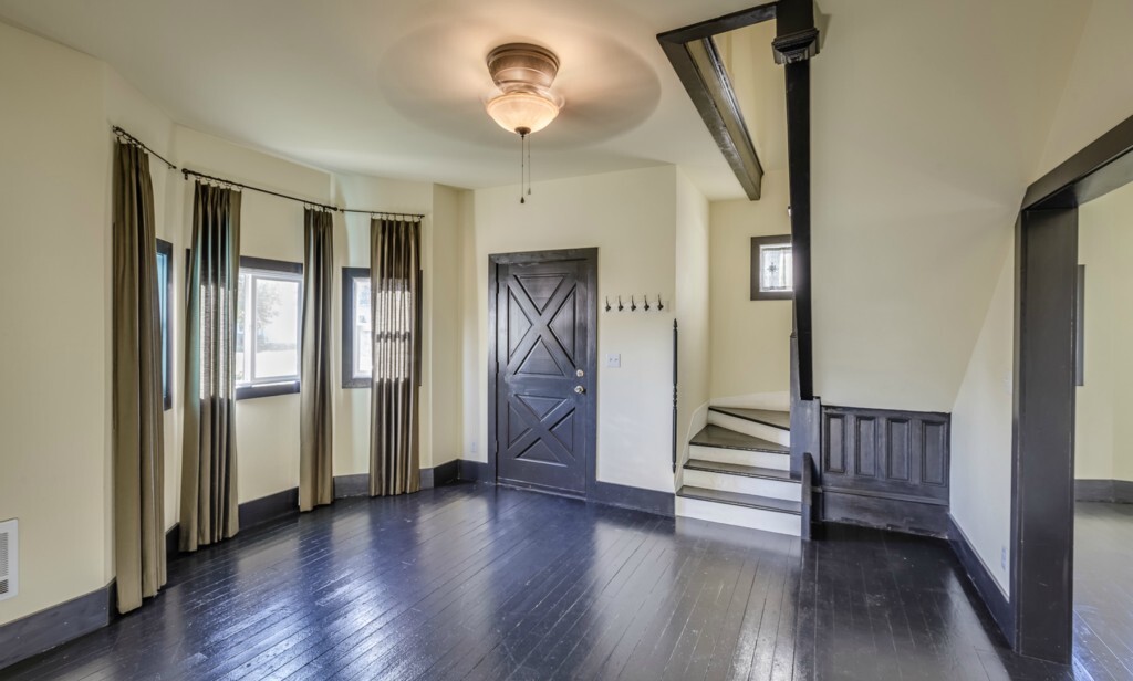 Property Photo: 27223 103rd Dr NW WA 98292