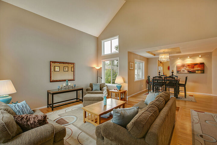 Property Photo:  26203 125th Place SE  WA 98030 