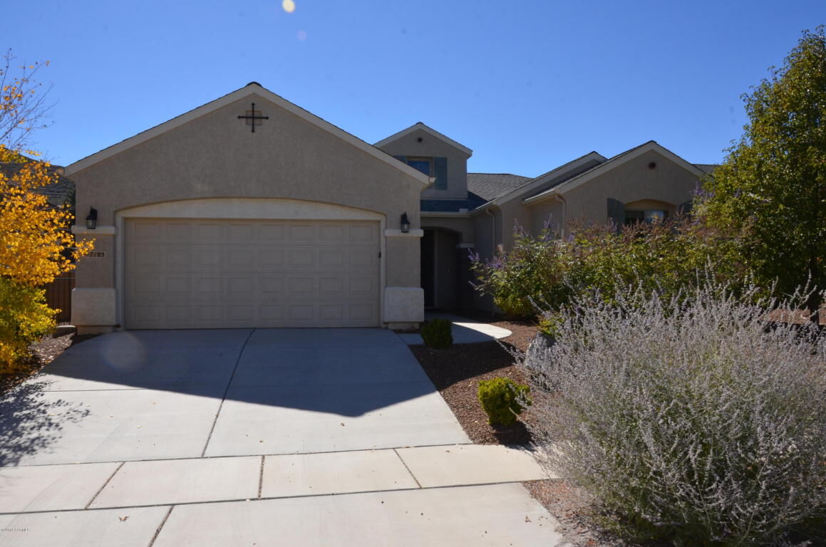 Property Photo:  7185 E Barefoot Lane  AZ 86314 