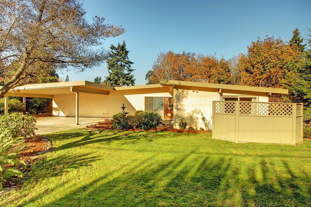 Property Photo:  19401 Normandy Park Dr SW  WA 98166 