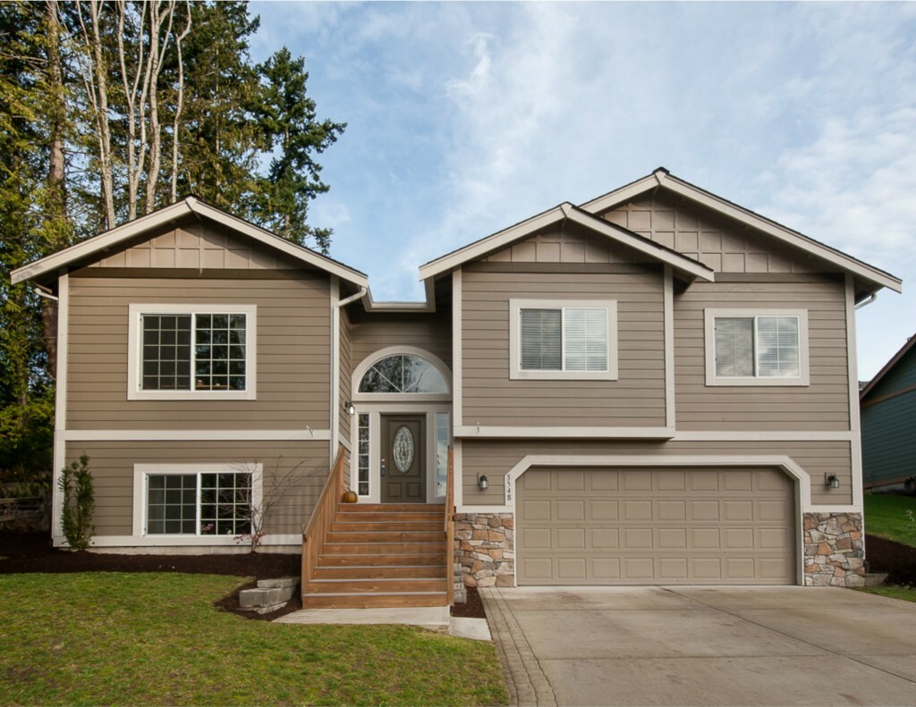 Property Photo:  3548 South Ave  WA 98229 