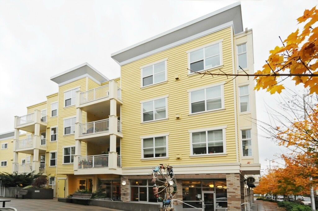 Property Photo:  2901 NE Blakeley St 103  WA 98105 