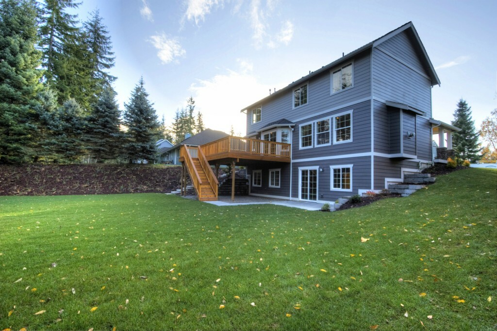 Property Photo:  812 E Pacificview Dr  WA 98229 