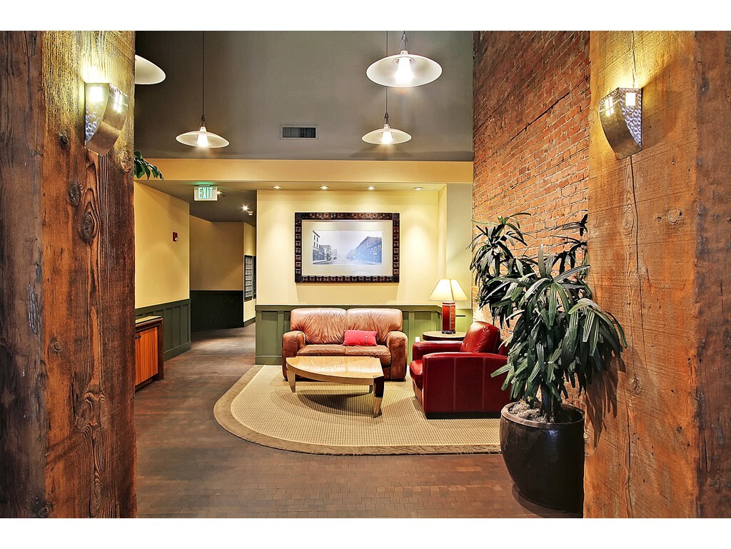 Property Photo: 2324 1st Ave 209 WA 98121