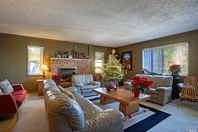 Property Photo: 25 Buckelew Street CA 94965
