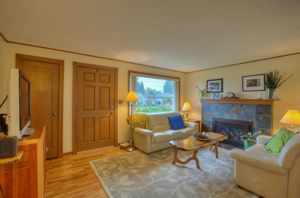 Property Photo: 10325 13th Ave NW WA 98177