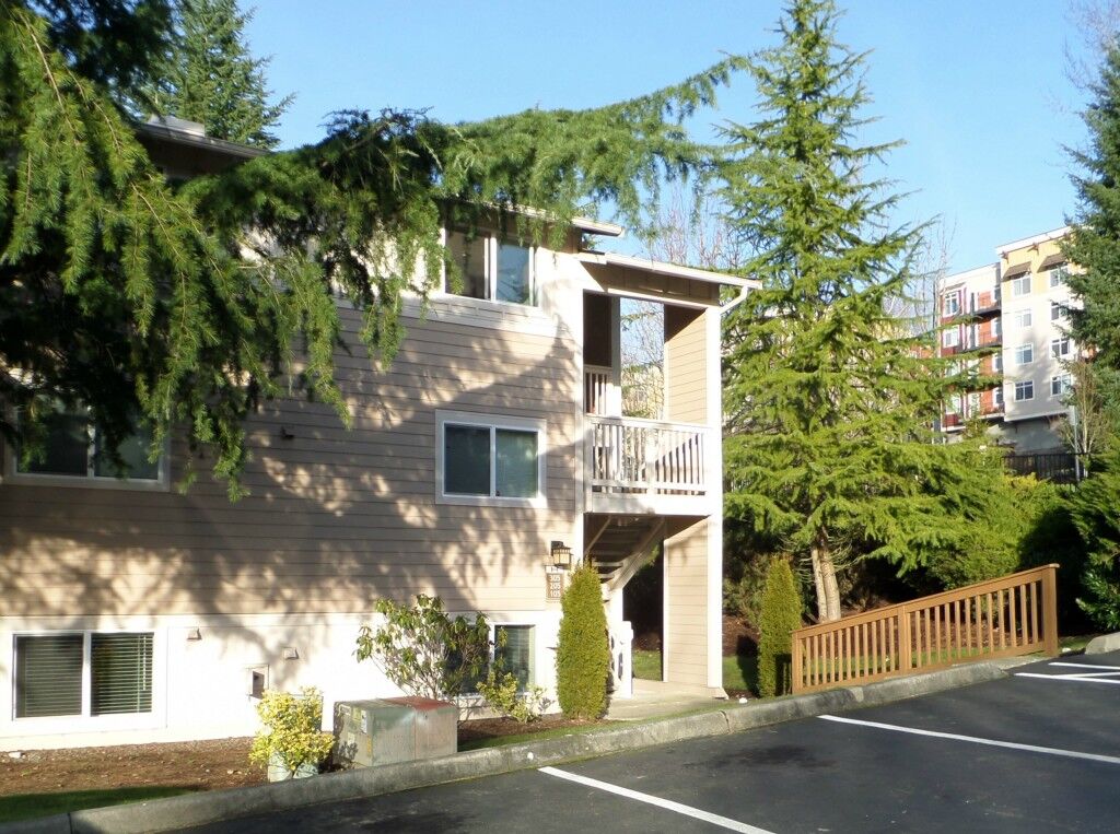 Property Photo:  14124 NE 181st Place H105  WA 98072 