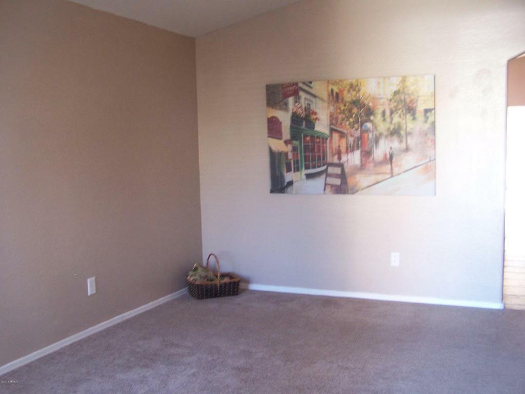 Property Photo: 1093 E Desert Holly Drive AZ 85143