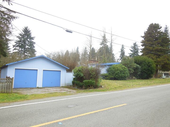 Property Photo:  23405 78th Ave W  WA 98026 