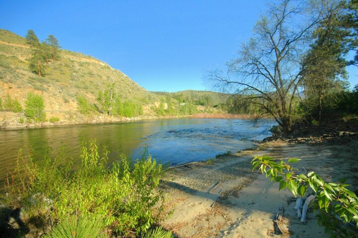 Property Photo:  25 Lazy L Lane  WA 98834 