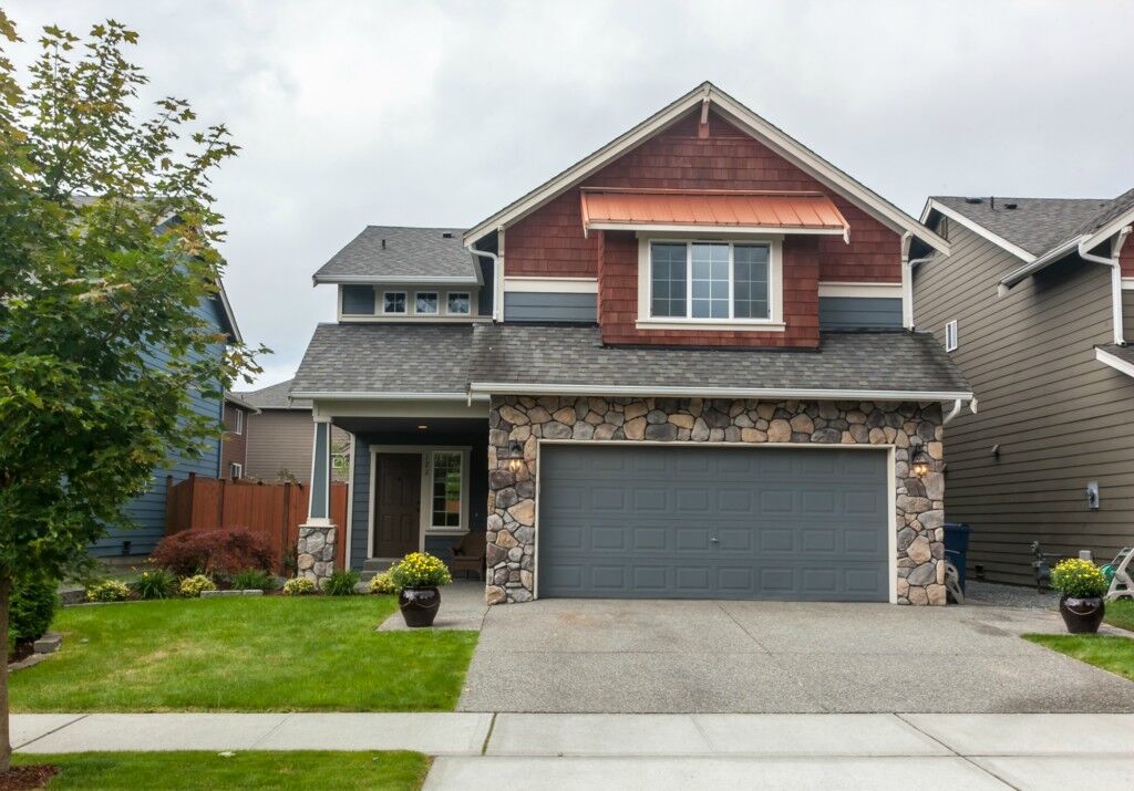 Property Photo:  122 118th Dr SE  WA 98258 