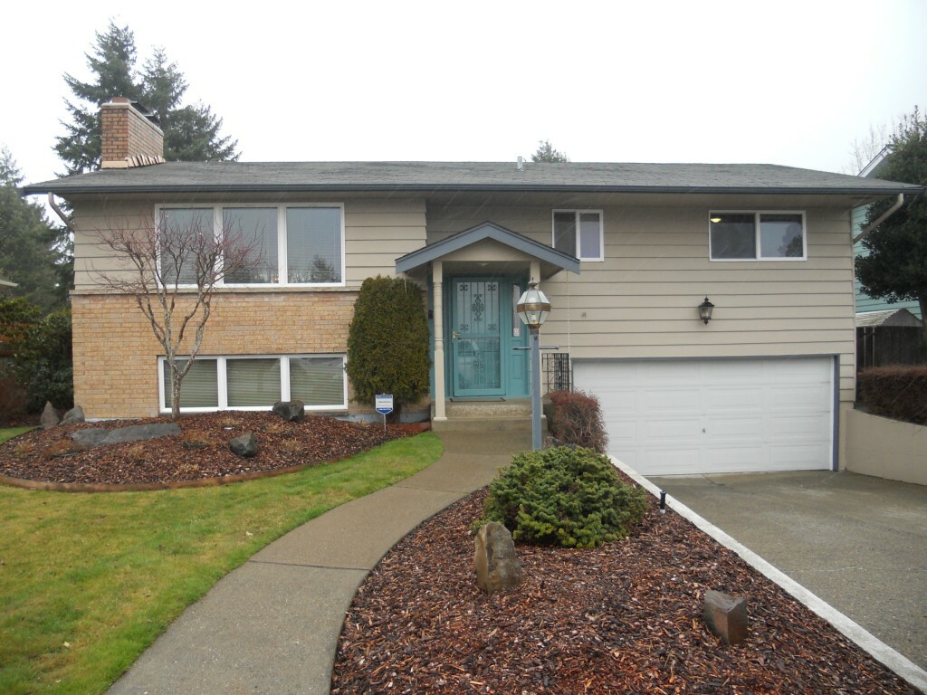 Property Photo: 1561 S Macarthur WA 98465