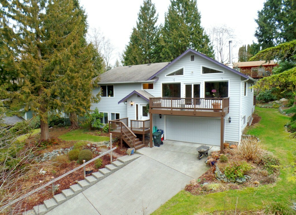 Property Photo:  1204 E Clearbrook Dr  WA 98229 