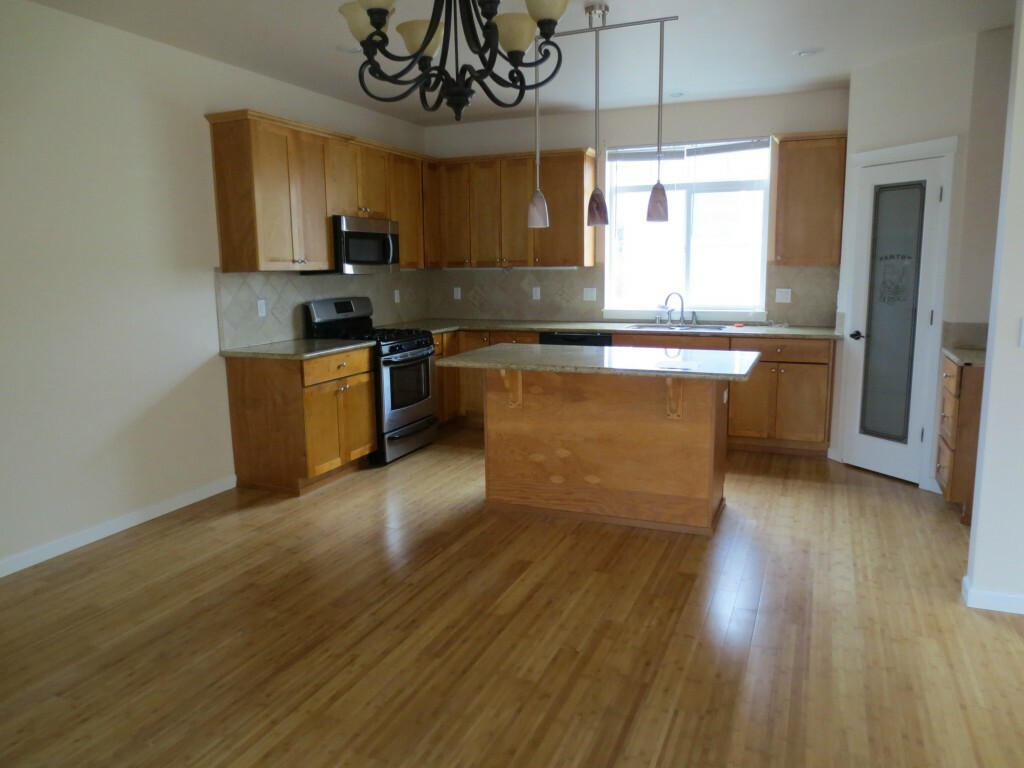 Property Photo: 11118 Paine Field Way 20 WA 98204
