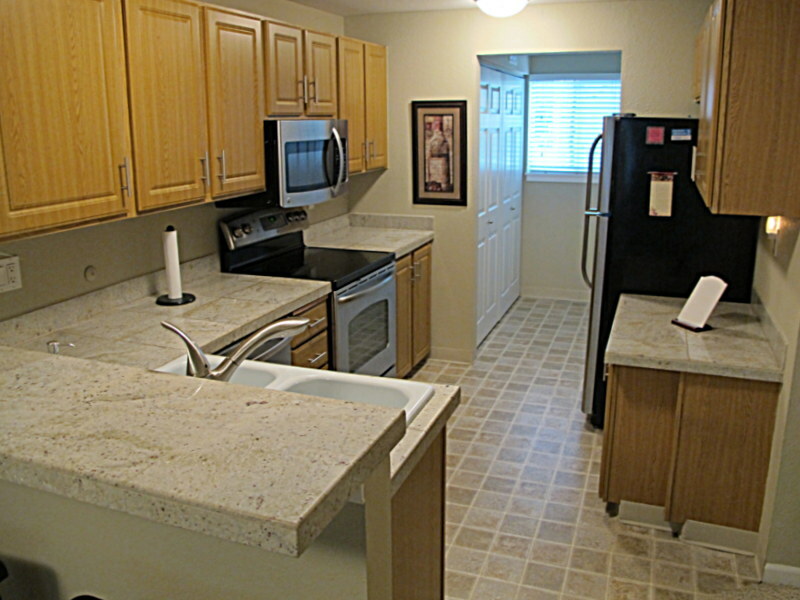 Property Photo: 10014 NE 127th Place A-102 WA 98034