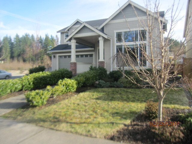 Property Photo:  18418 121st East  WA 98391 