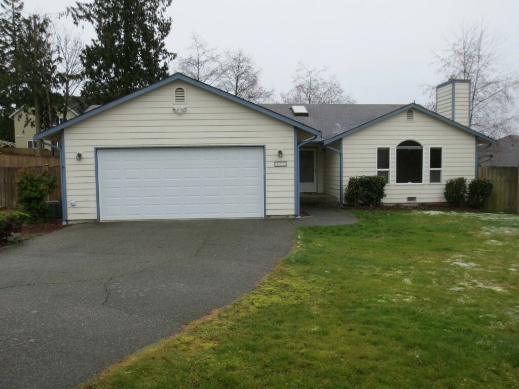 Property Photo:  427 32nd Place  WA 98274 