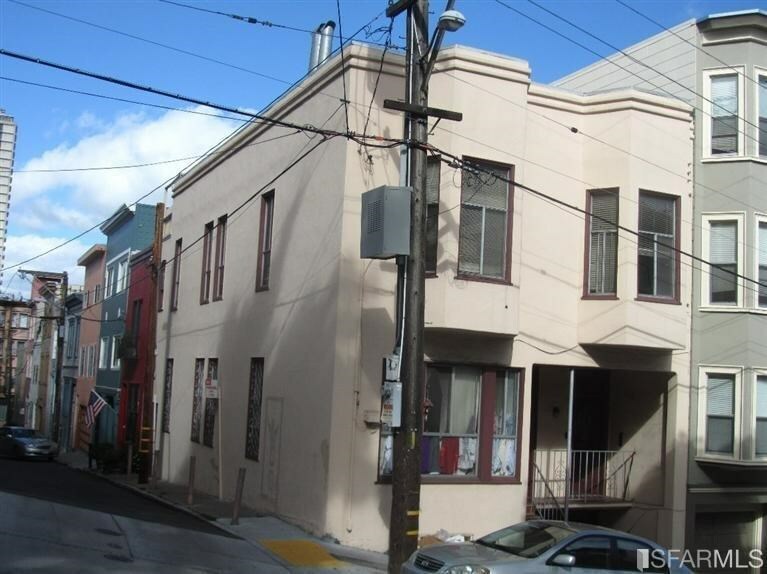 Property Photo:  1042 1044 Jackson St  CA 94133 