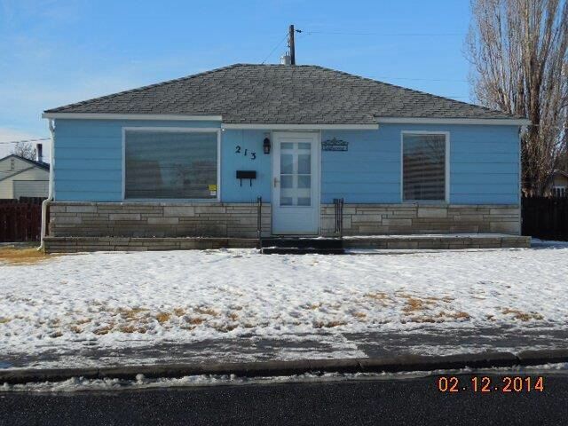 Property Photo:  213 W Ridge Road  WA 98837 