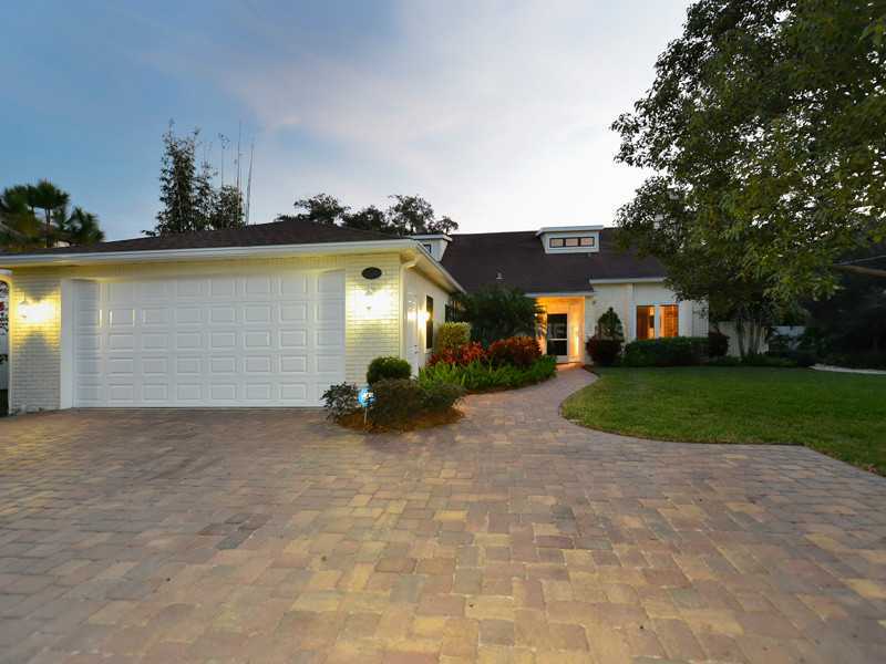 Property Photo:  1630 Kenilworth Street  FL 34231 