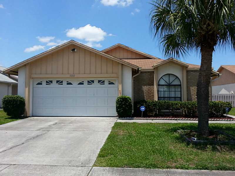 Property Photo:  5213 Broken Arrow Drive  FL 34746 