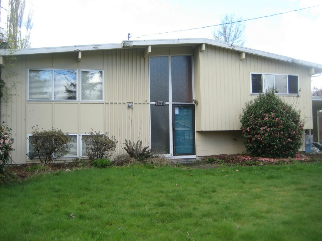 Property Photo:  15449 SE 11th St  WA 98007 