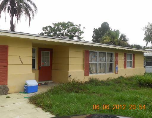 Property Photo:  2361 Rose Street  FL 34239 