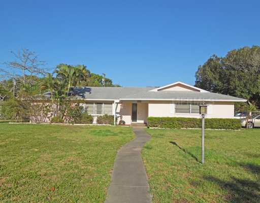 Property Photo:  603 63rd Street NW  FL 34209 