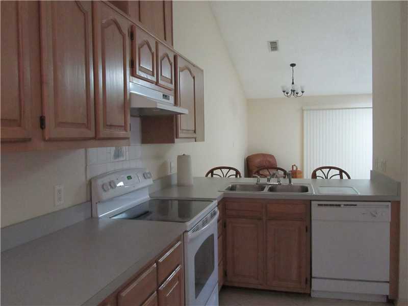 Property Photo:  112 Anclote Road  FL 34689 