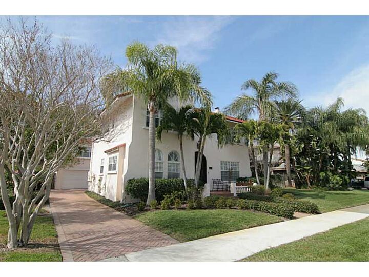 Property Photo:  1106 Palm View Avenue  FL 33756 