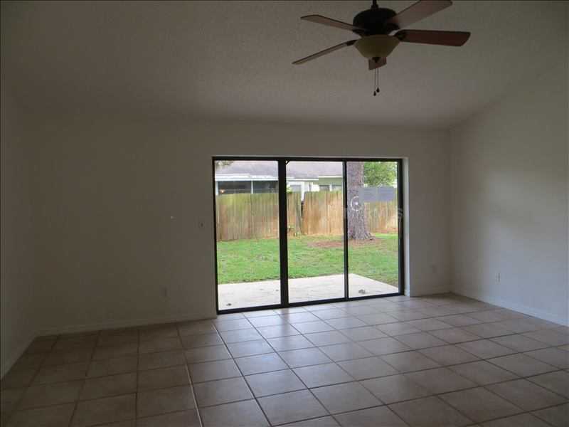 Property Photo:  1008 Cox Court  FL 32765 