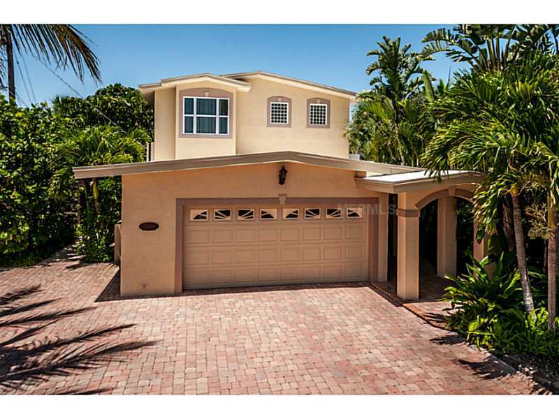 Property Photo: 5909 Bimini Way N FL 33706