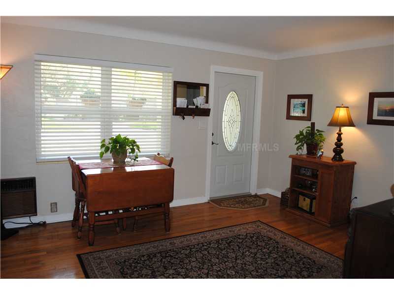 Property Photo: 1501 46th Avenue N FL 33703